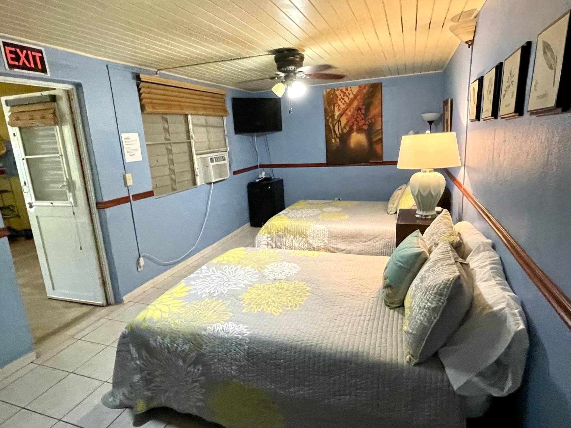 Esperanza Inn Guesthouse (Adults Only) Vieques Quarto foto